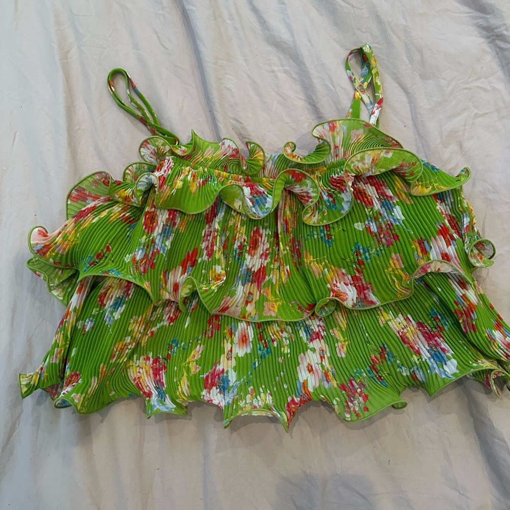 Floral Ruffle Crop Top